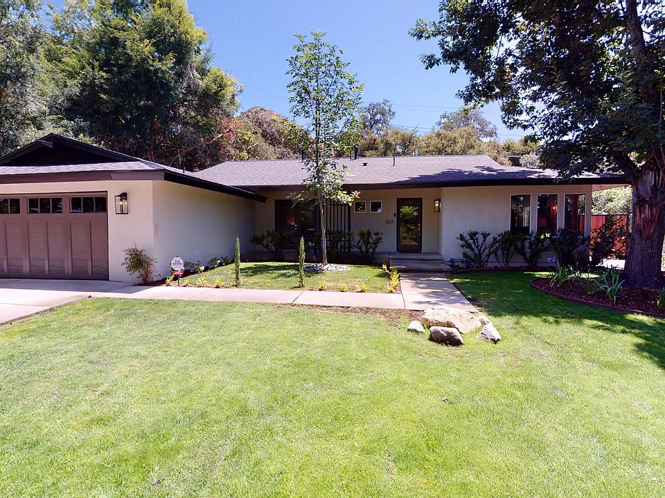 1st image of 650 Sierra Meadows Dr