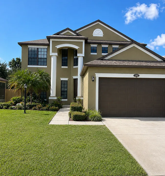 1142 Bolle Cir