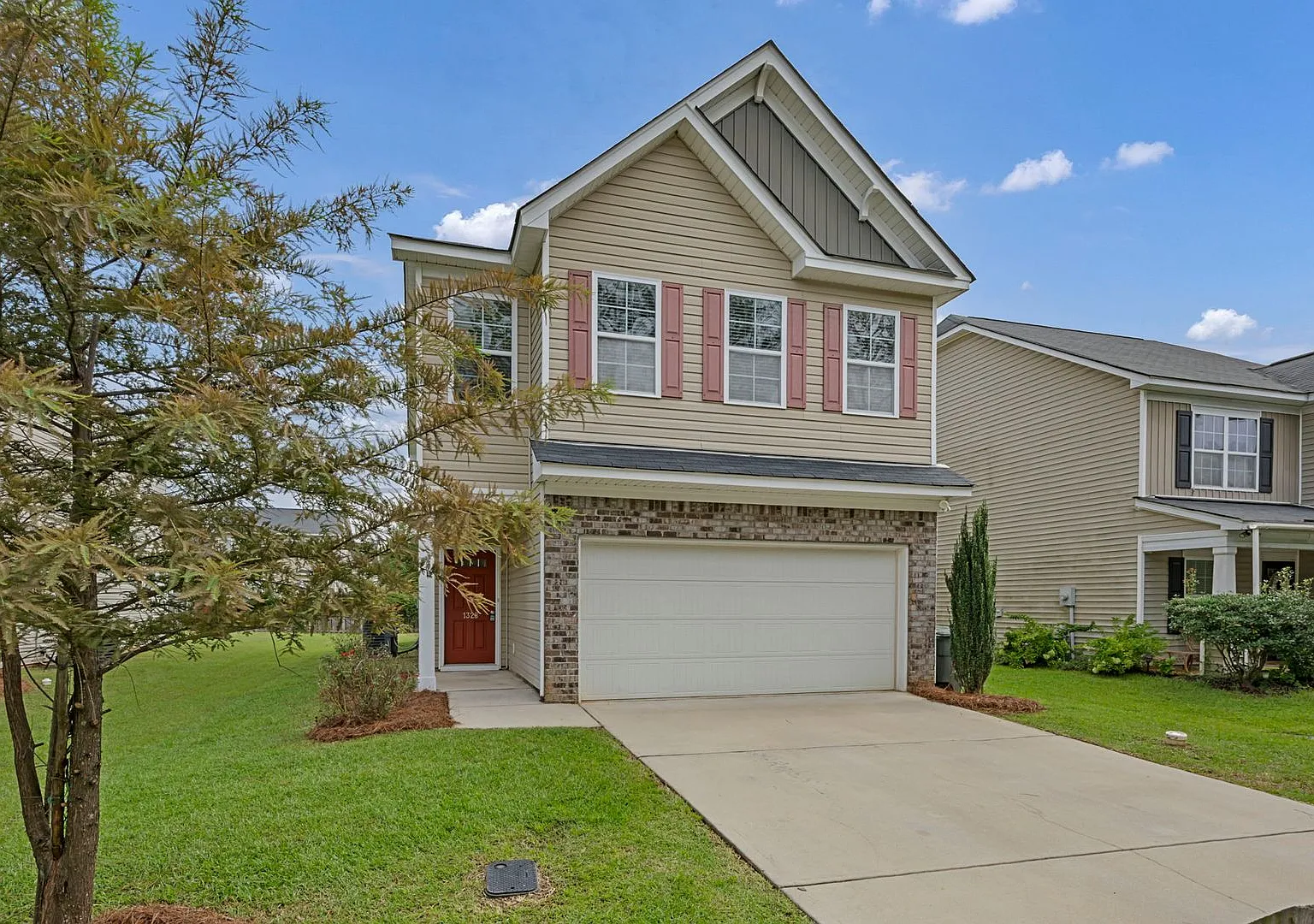 Located In Southeast - Congaree Pointe — Photo 2