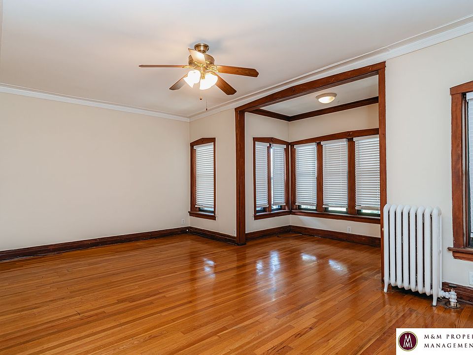 1st image of 812 Carpenter Ave #814-2S