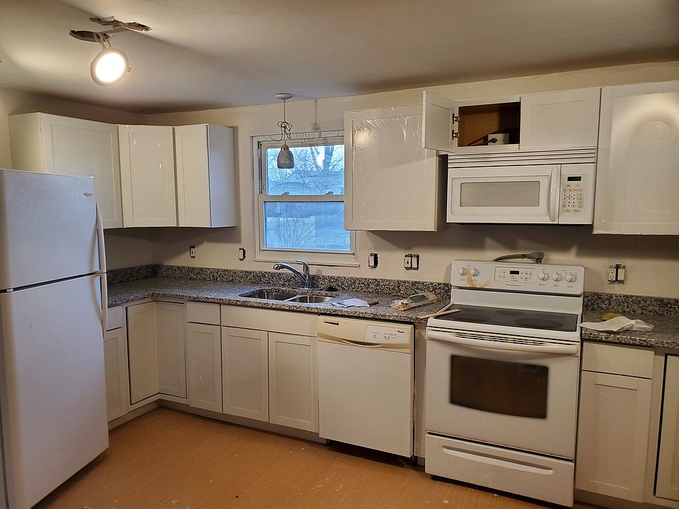 1st image of 908 Leslie Ct