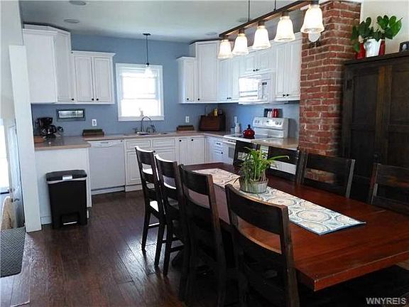 2nd image of 3507 Pine Ave