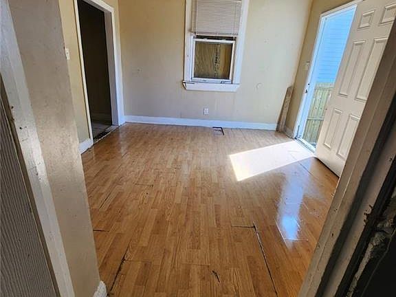 3rd image of 2138 Pauger St