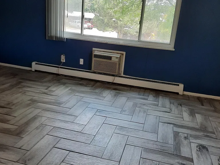 4321 Moore St — Photo 4