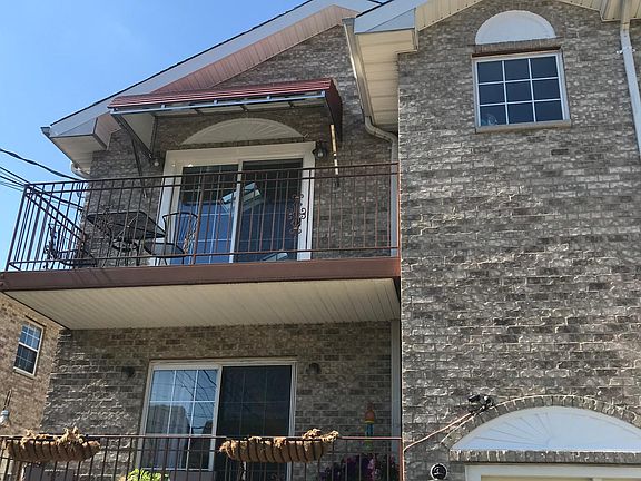 2nd image of 537 Minnieford Ave #2
