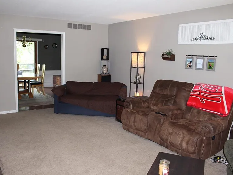 3409 Allendale Dr — Photo 5