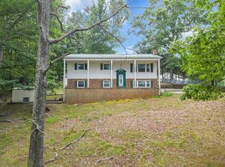 869 Lakeshore Terrace Rd, Hardy, VA 24101