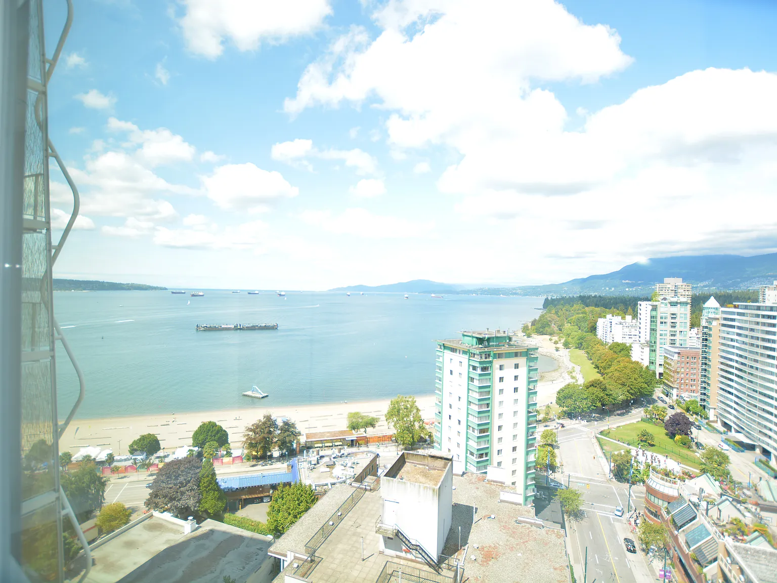 1 bed, 787 sqft, $4,195 — Photo 2