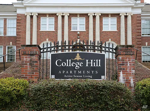 College Hill West Point Apts Photo 1