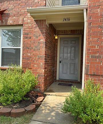 2nd image of 1416 Laurel Hall Ln