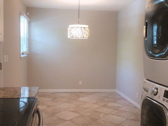 4th image of 1512 Edgehill Ave #A