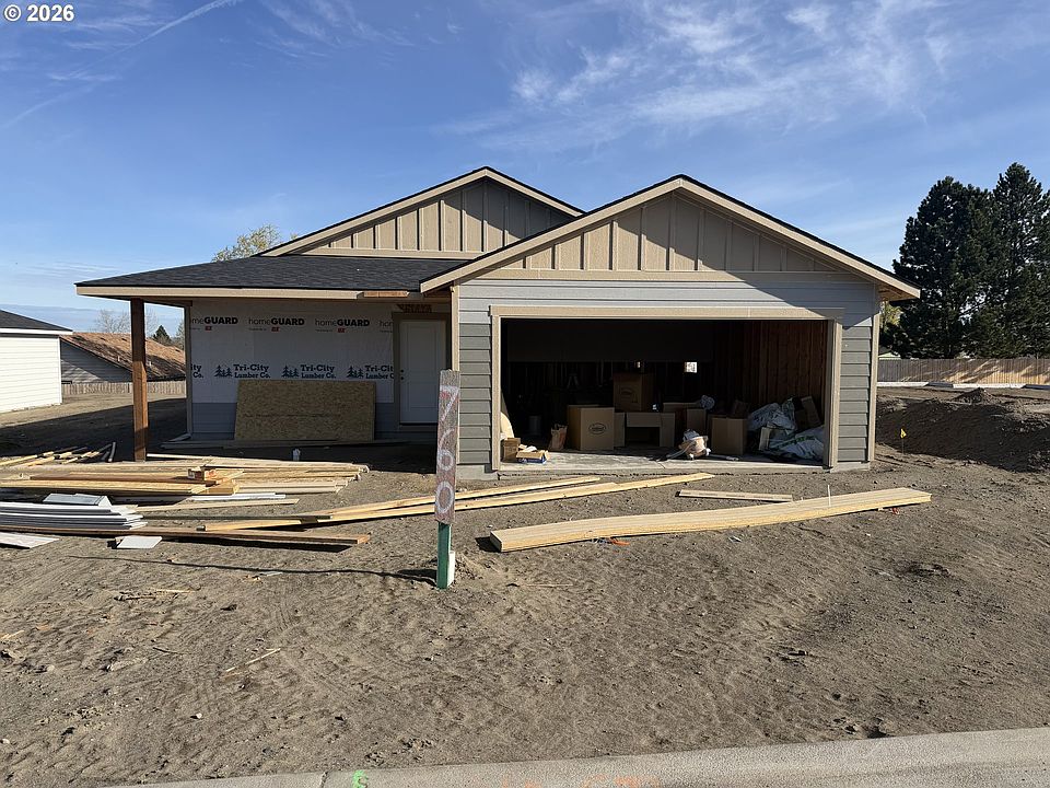 1st image of 760 SE New Dream Ave