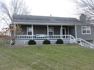 5 Baber Cir, Camden Point, MO 64018