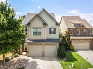 3882 Lake Manor Way, Atlanta, GA 30349