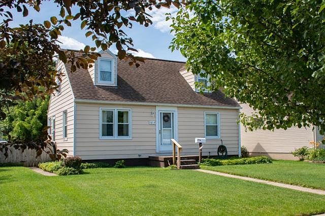 1st image of 1014 Culver Pl
