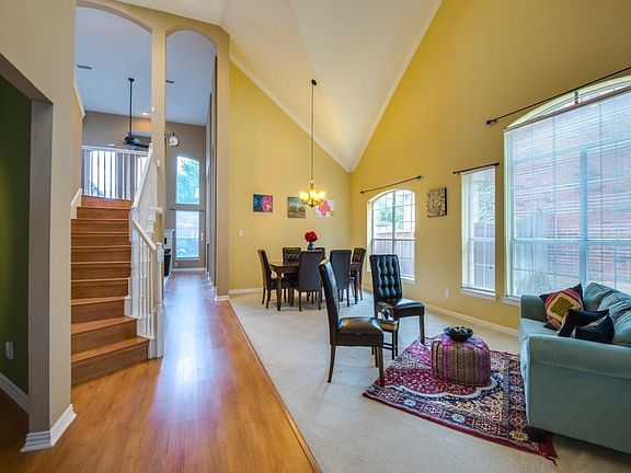 3rd image of 2313 Balleybrooke Dr