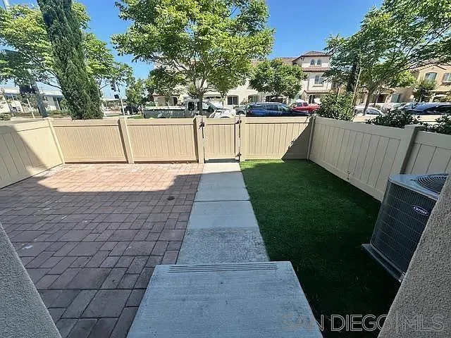 1404 Santa Victoria Rd #2 — Photo 37