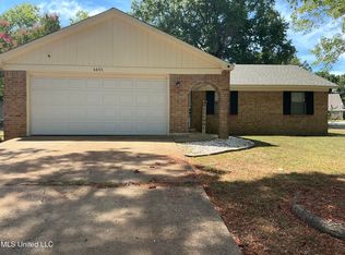 6895 Belle Meade Rd, Horn Lake, MS 38637