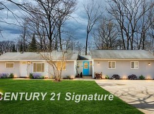 4041 Janet Dr, Harrison, MI