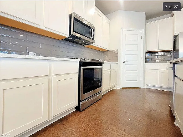 9006 Gage Dr — Photo 6