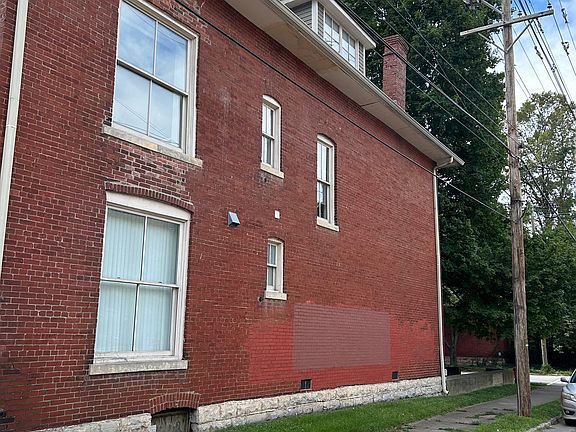 3rd image of 1453 S 1st St APT 2