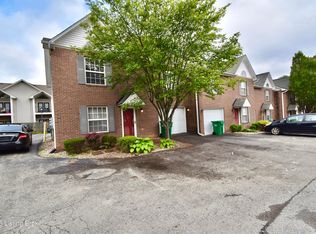 4509 Meadowlark Manor Ln, Louisville, KY 40245