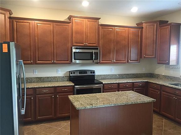 5th image of 5217 Cortland Dr