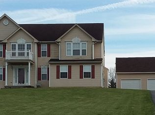 610 Spruce Hill Way, Charles Town, WV 25414