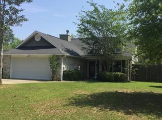 1515 Hillcrest Dr, Gautier, MS 39553