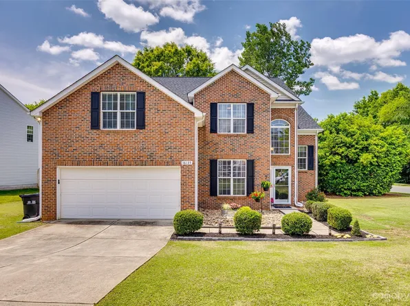 16135 Falling Meadows Ln, Charlotte, NC 28273