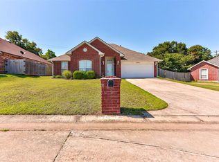 14704 Choctaw Trl, Choctaw, OK 73020