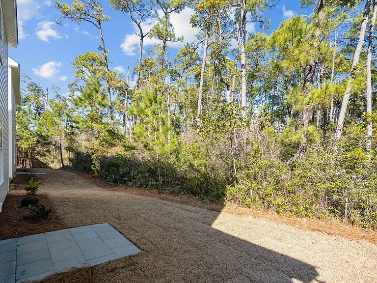 4772 Yellowood Dr — Photo 33