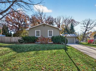 7149 Foxboro Ln, Woodbury, MN 55125