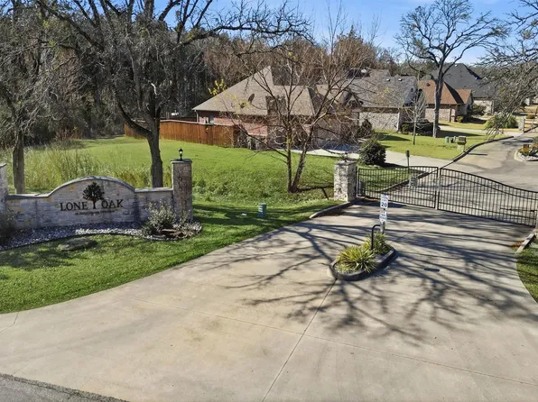 21 Lone Oak Blvd, Pottsboro, TX 75076