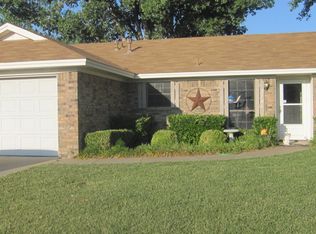 2701 Grinnell Dr, Perryton, TX 79070