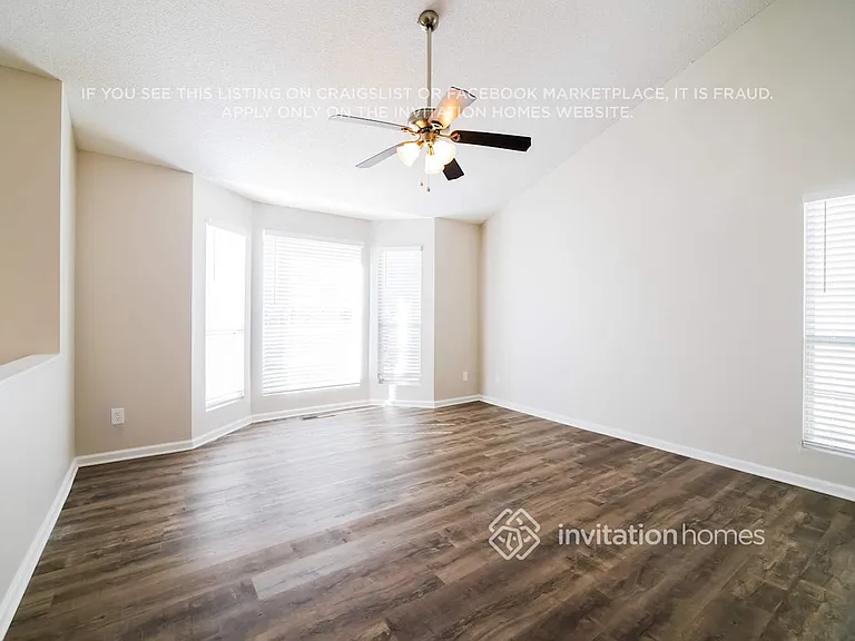 4350 Yellow Rose Dr — Photo 4