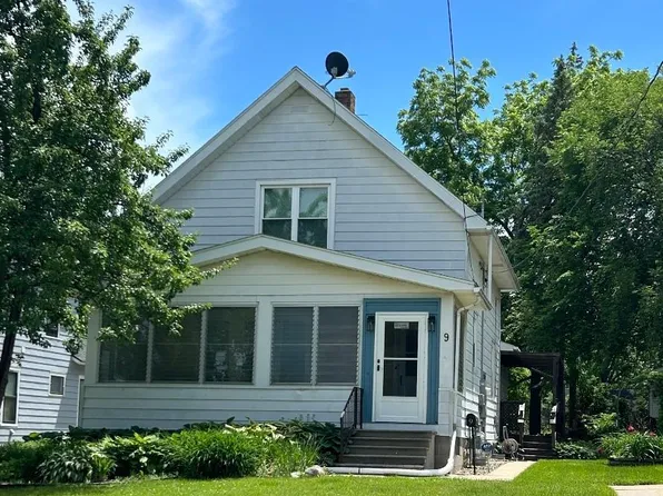 9 1st St SE, Faribault, MN 55021