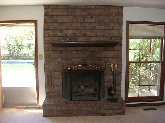 Gas Fireplace in Great Room