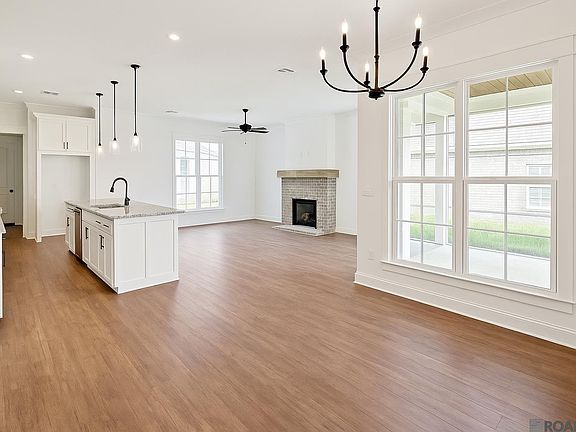 5th image of 18014 Sunfield Dr