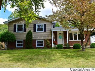 2005 Creighton Rd, Springfield, IL 62703