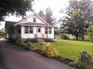 15 Allendale Rd, Stuyvesant, NY 12173