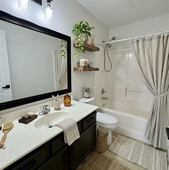 730 Moorland Cir — Photo 44