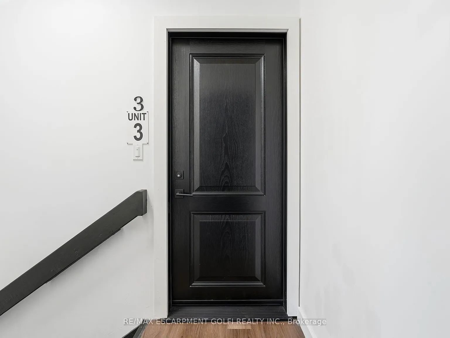 2 bed, $1,900 — Photo 4