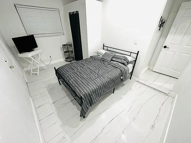 4 bed, 2.0 bath, 1647 sqft, $4,500 — Photo 4