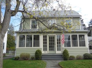 25 Woods Ave, Holyoke, MA 01040