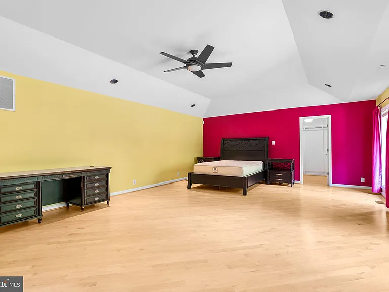 4233 Buckskin Wood Dr — Photo 44