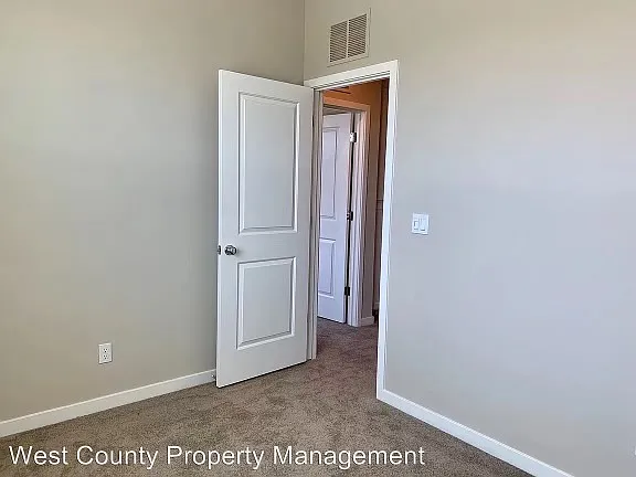 984 Brunello Dr — Photo 20