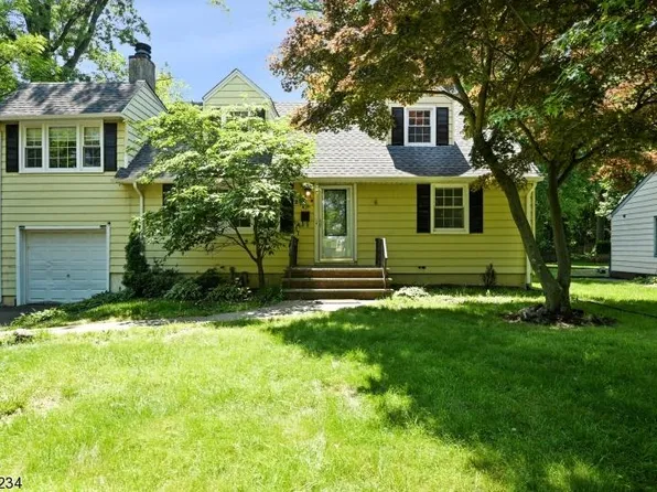 298 La Grande Ave, Fanwood, NJ 07023