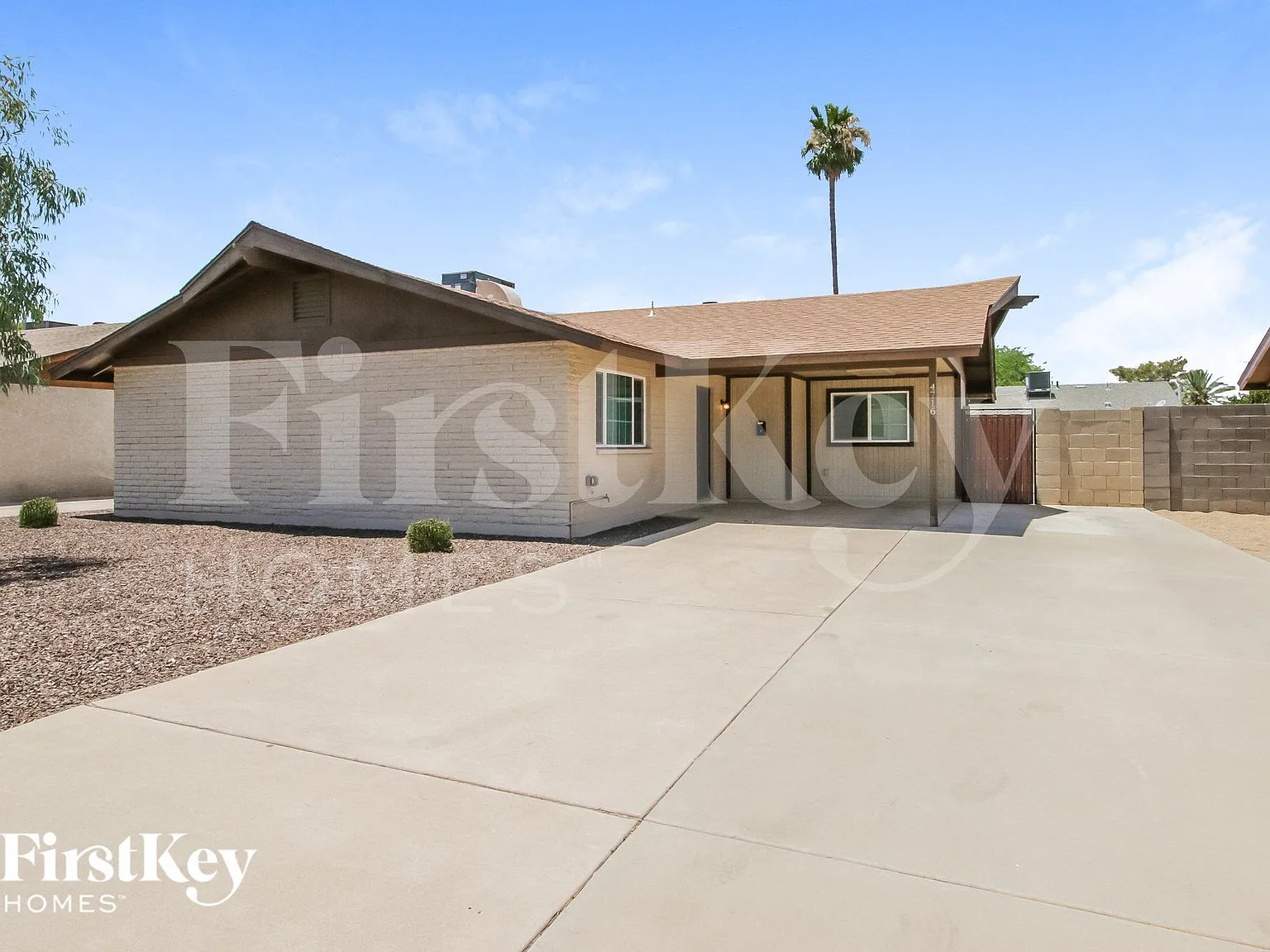 3 bed, 2.0 bath, 1855 sqft, $2,870 — Photo 2