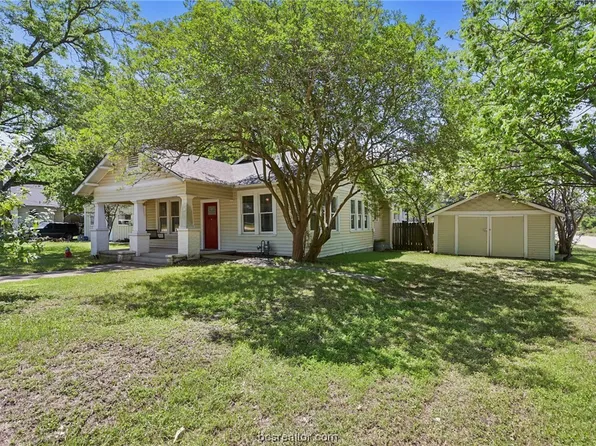 200 S Banks St, Caldwell, TX 77836